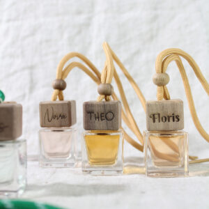 Car perfume walnoot 1
